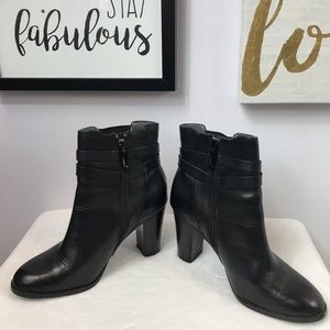 Calvin Klein- HAYLLA Black Leather Booties